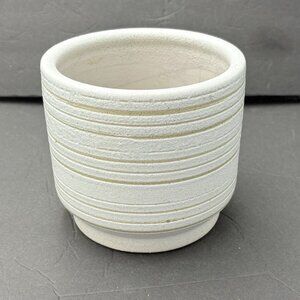 Textured White Ceramic Planter Pot With Drainage Hole - 5.75" Diameter Gardening
